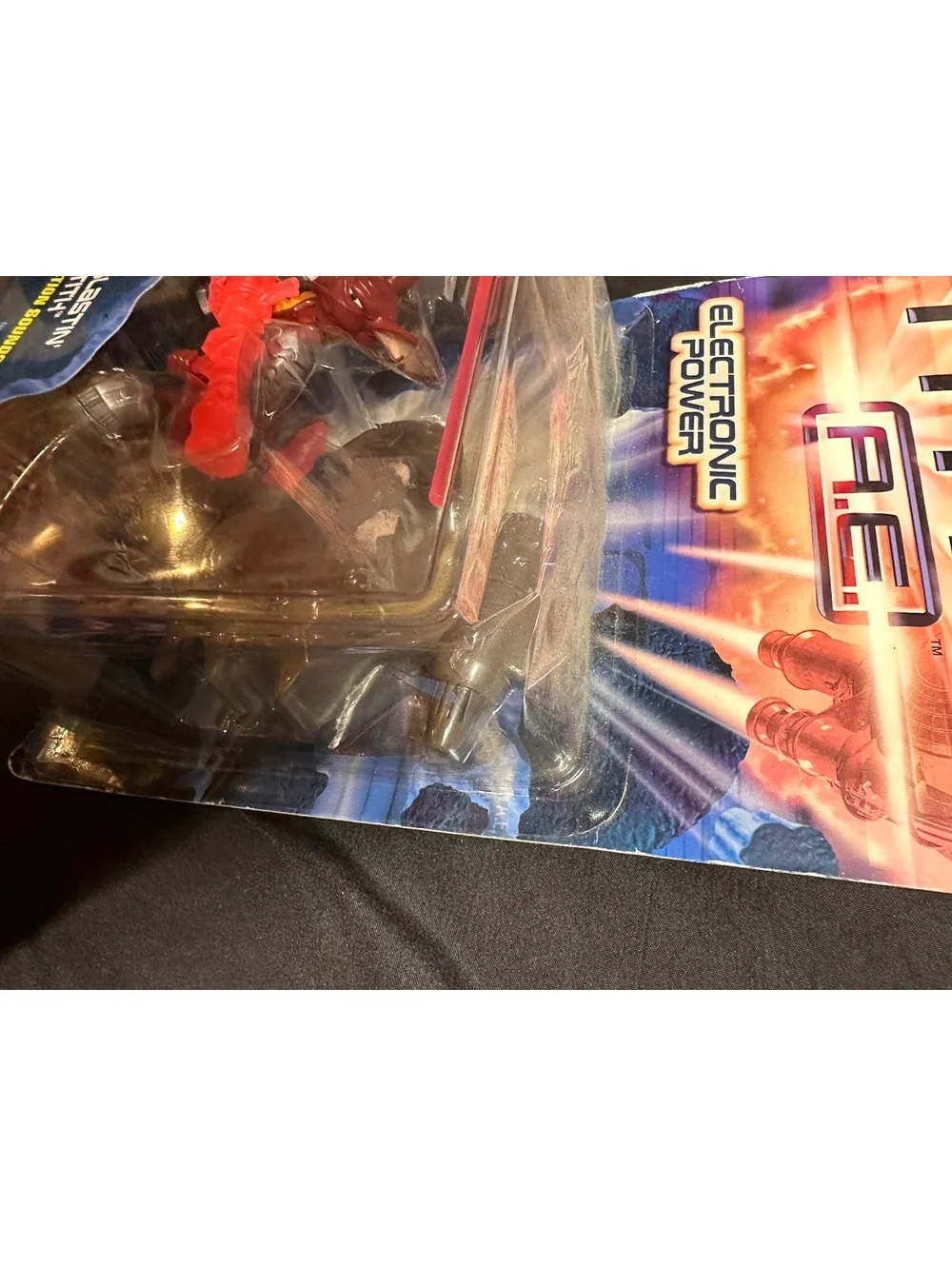 Titan A.E. Drej Blastin' Stith Electronic Power Action Figure